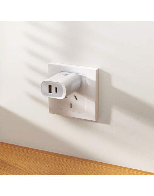 VFan 20W USB-A & USB-C Dual Super Fast Charger (AU6)