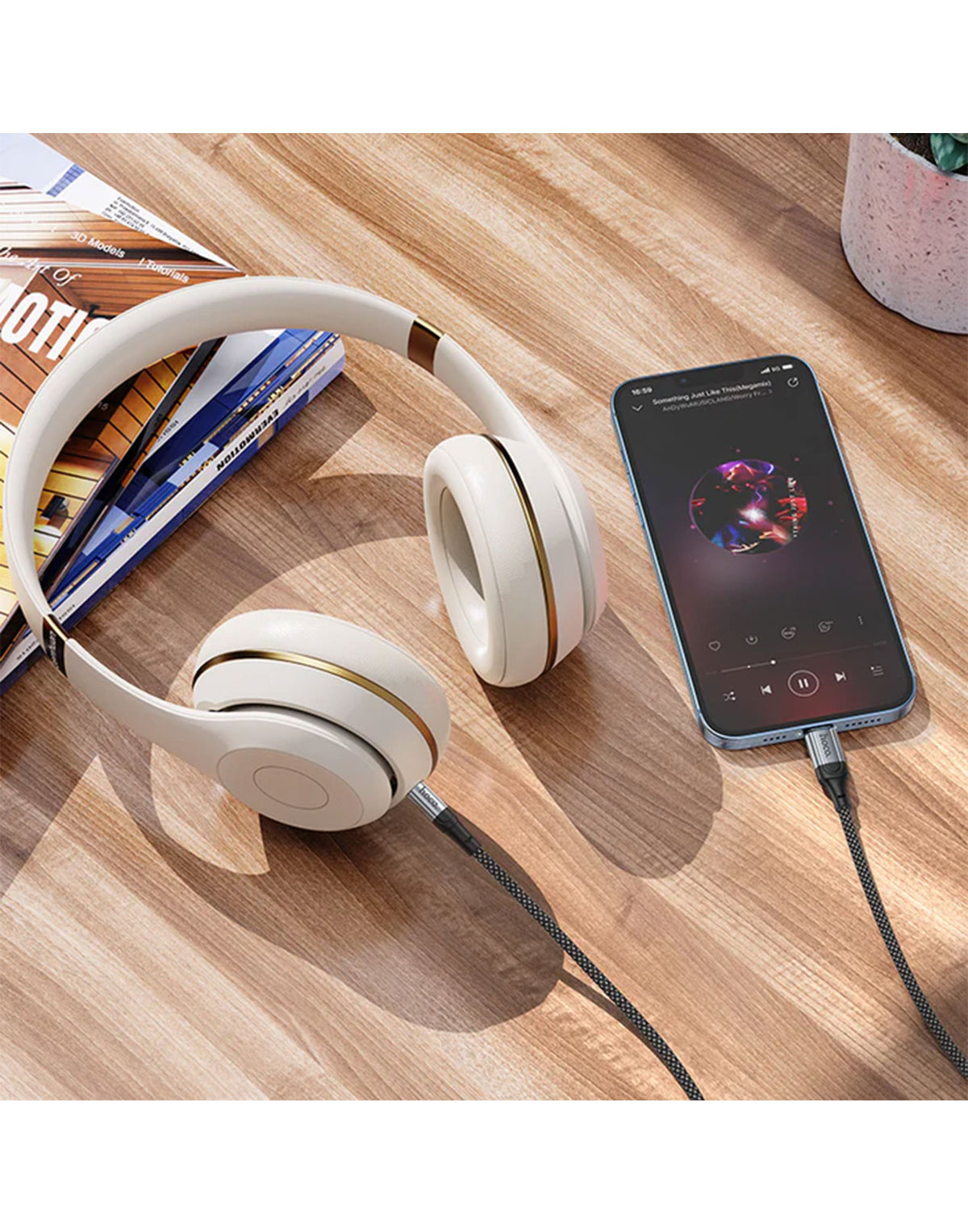 Hoco Lightning to 3.5mm Aux Cable (UPA26)