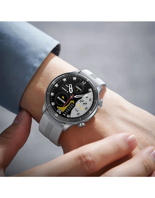 Hoco Smart Sports Watch With Calling Feature (Y31)