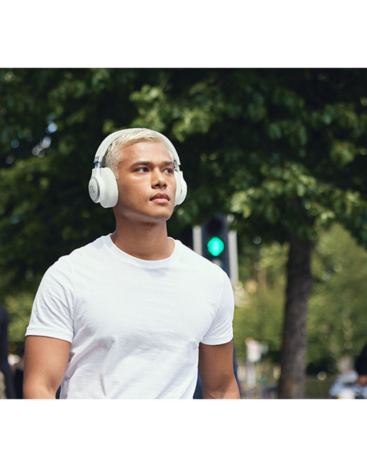 JBL Live 770NC Wireless Over-Ear Headphones with True Adaptive Noise Cancelling - Black